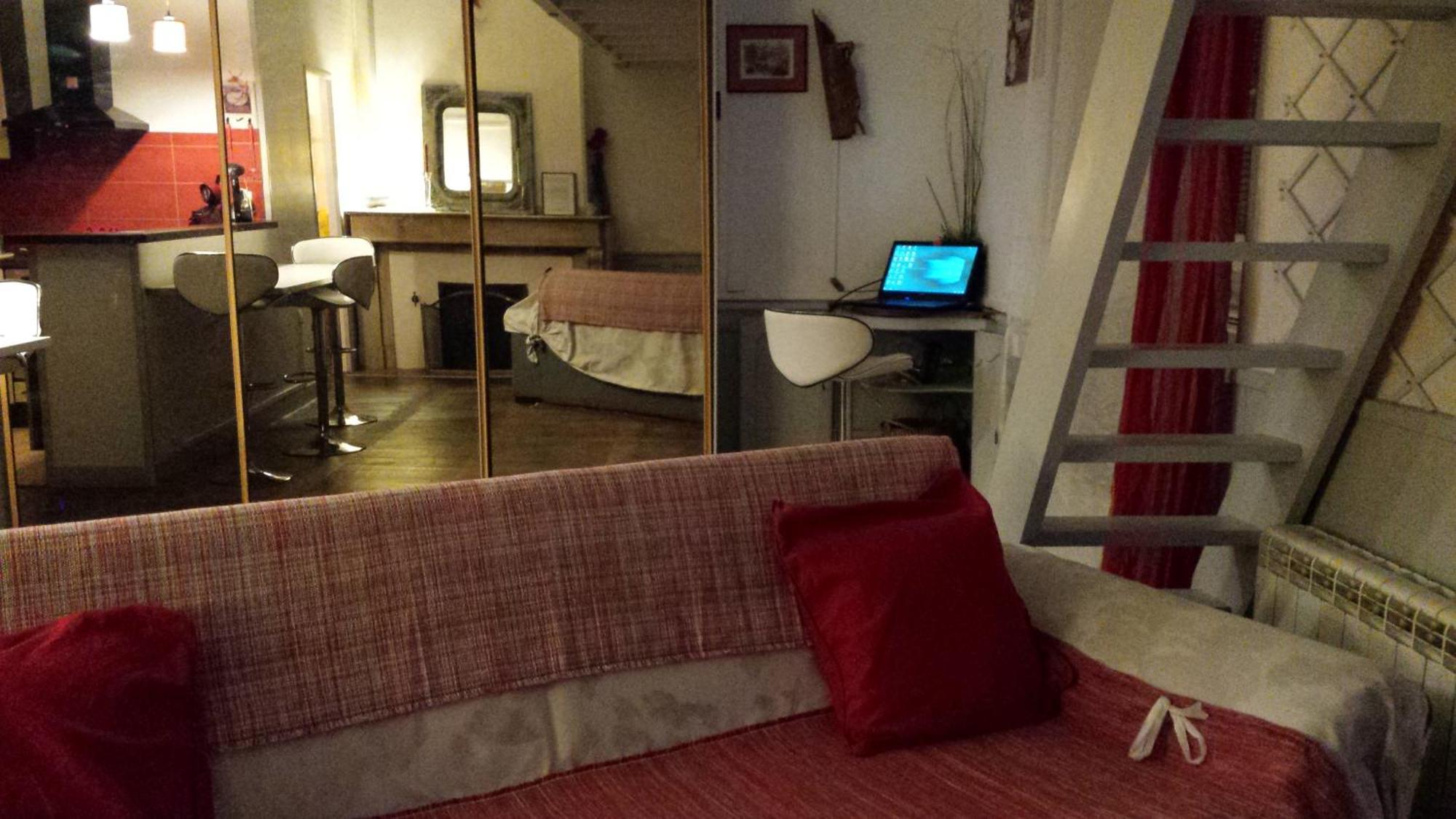 Coquet Studio En Mezzanine Nuit Pour 2 Personnes Saint-Girons  Eksteriør billede