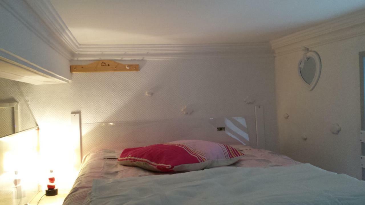 Coquet Studio En Mezzanine Nuit Pour 2 Personnes Saint-Girons  Eksteriør billede